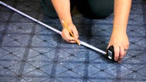 chem_prikleitj_linoleum